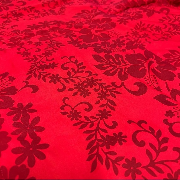 Hawaiian Patchwork Quilt Tiare Hibiscus Blanket Pocket 35 x 40 Picnic Blanket - Picture 2 of 8